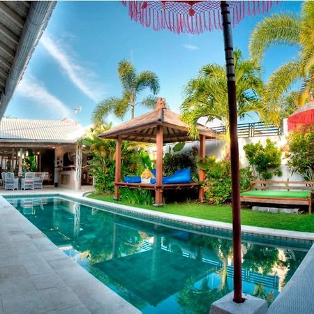 Coco Poco Villa Seminyak Exterior photo