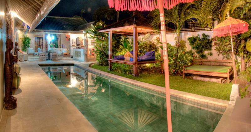 Coco Poco Villa Seminyak Room photo
