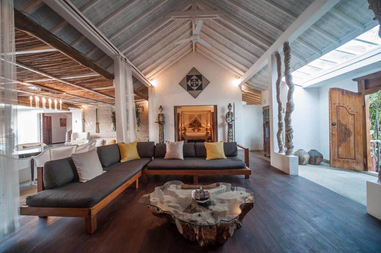 Coco Poco Villa Seminyak Exterior photo